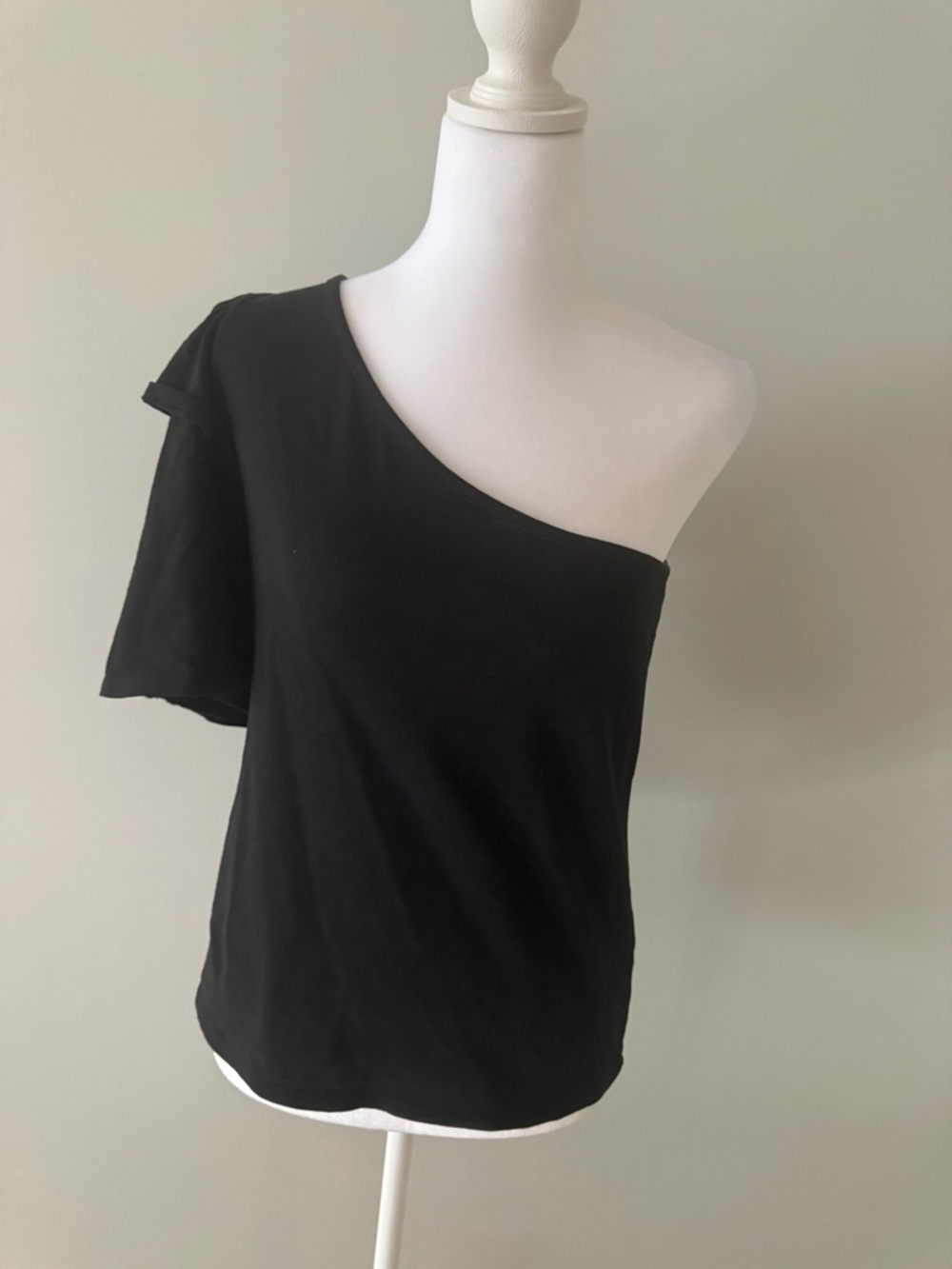 Nation LTD Black One-Shoulder Top 100% cotton size small EUC women’s